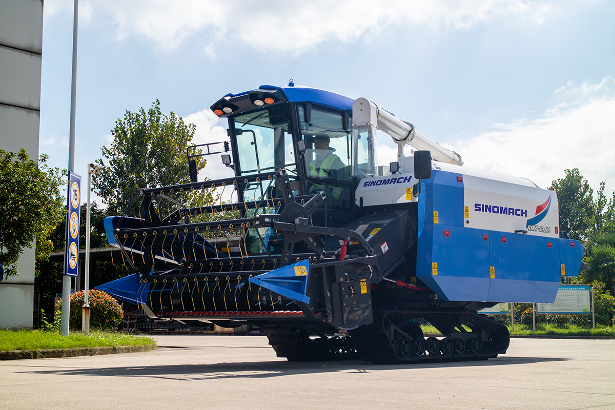 4LZ-6.0A Self-propelled full feed grain combine harvester (1).jpg