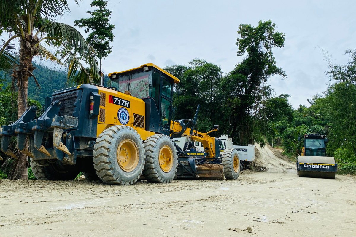 717H MOTOR GRADER (2).jpg