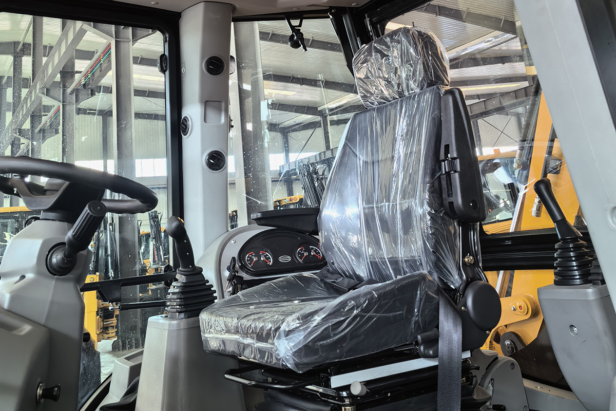 Comfortable and convenient driver environment