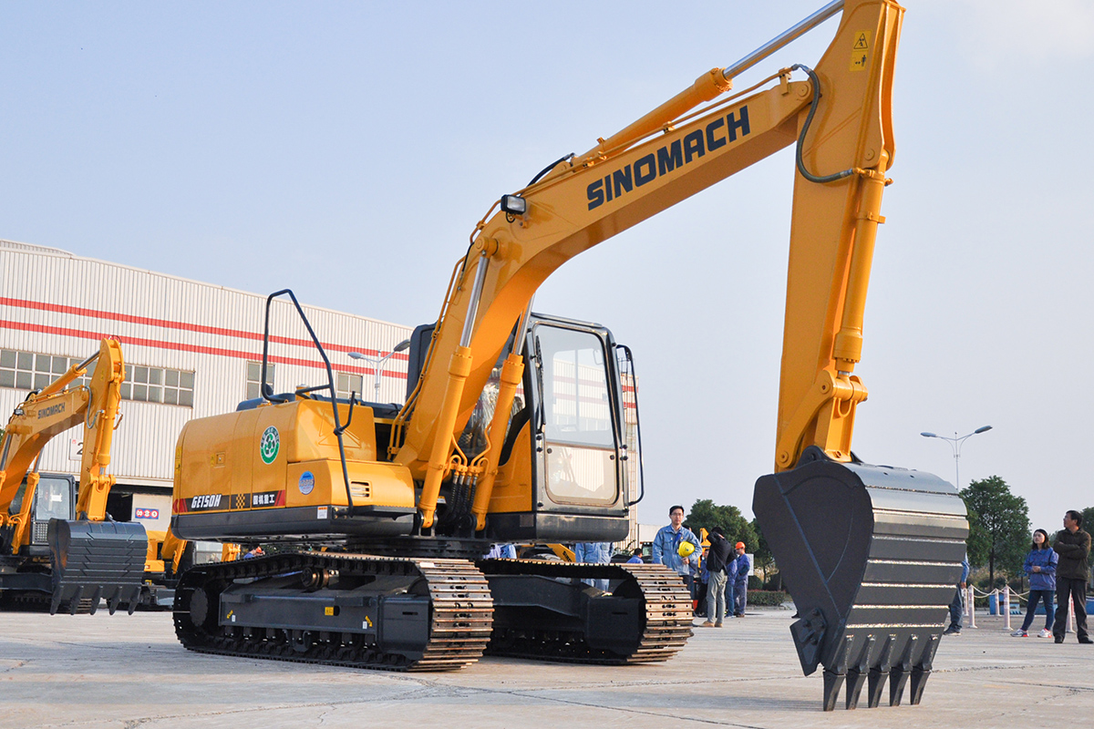 GE150H Hydraulic crawler excavator (2).JPG