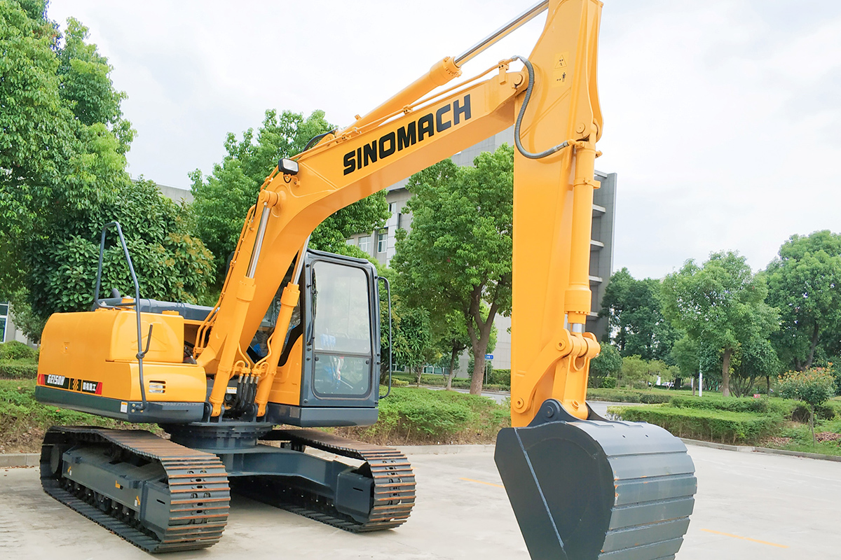 GE150H Hydraulic crawler excavator (3).jpg