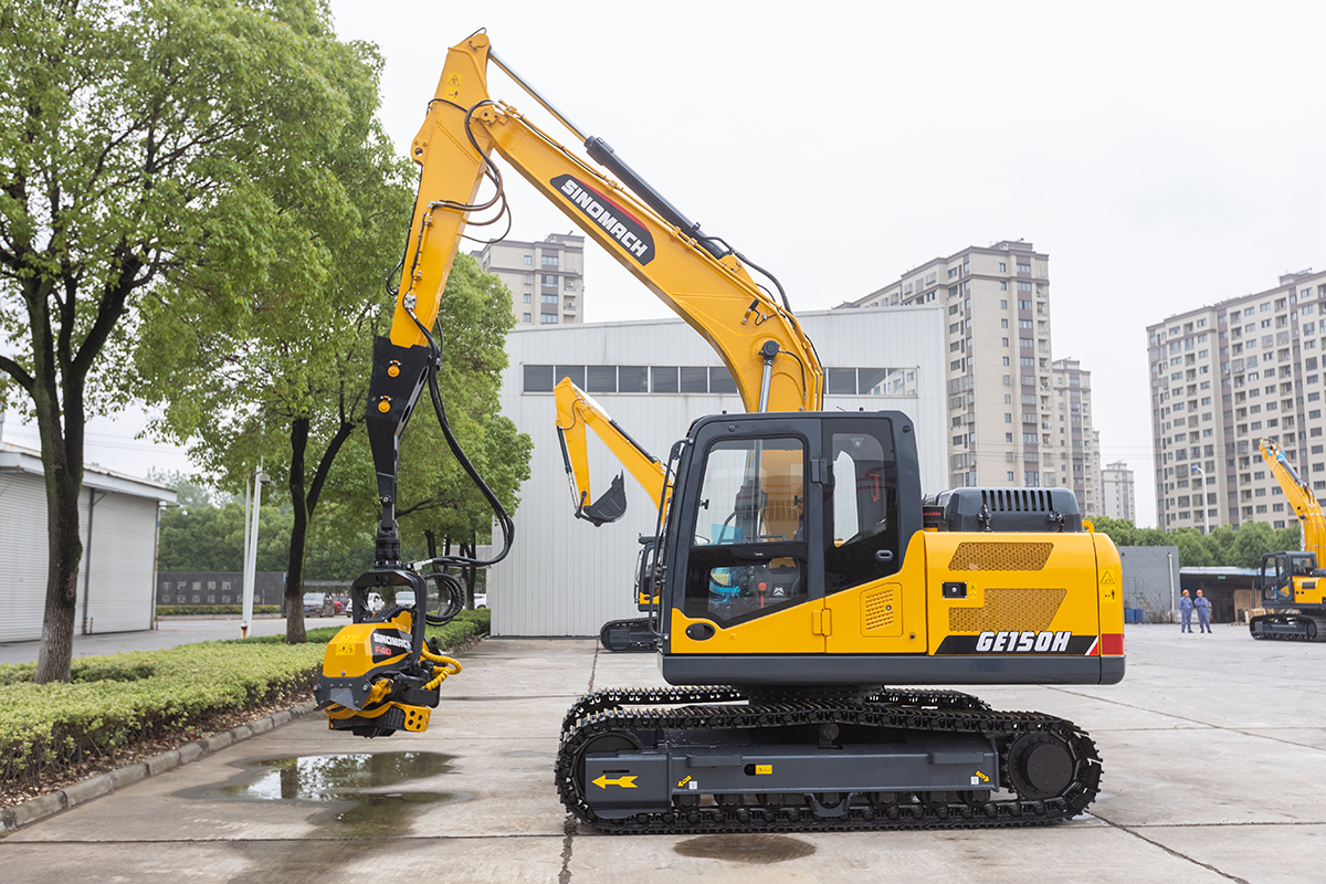 GE150H logging excavator (1).jpg