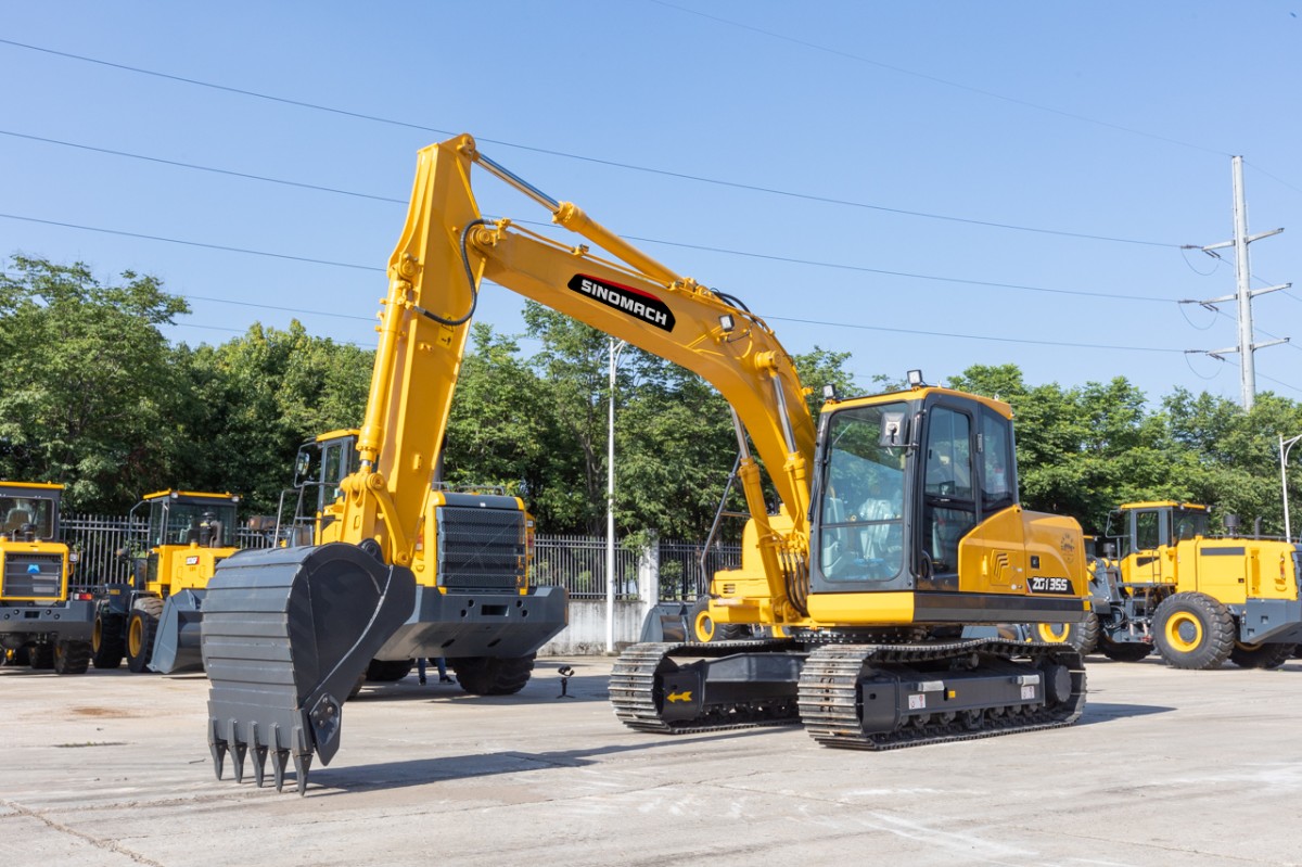 ZG135S Hydraulic crawler excavator (3).jpg