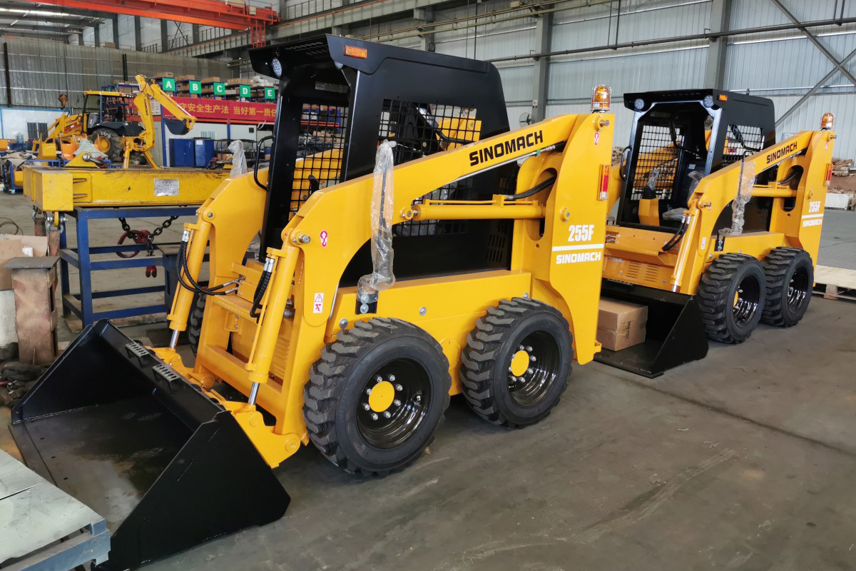 255F Wheeled skid steer loader  (1).jpg