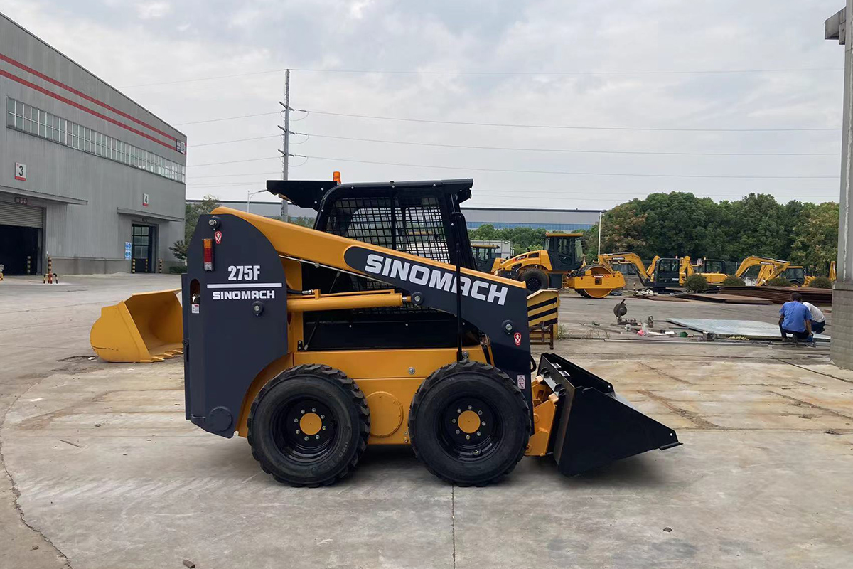 275FWheeled skid steer loader  (1).jpeg