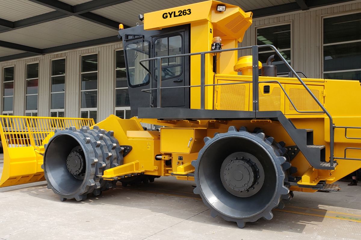 GYL263 LANDFILL COMPACTOR (3).jpg