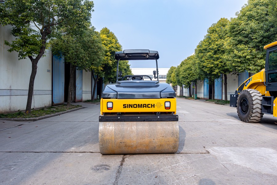 GYD062J Double-drum Hydrostatic Vibratory Roller (3).jpg