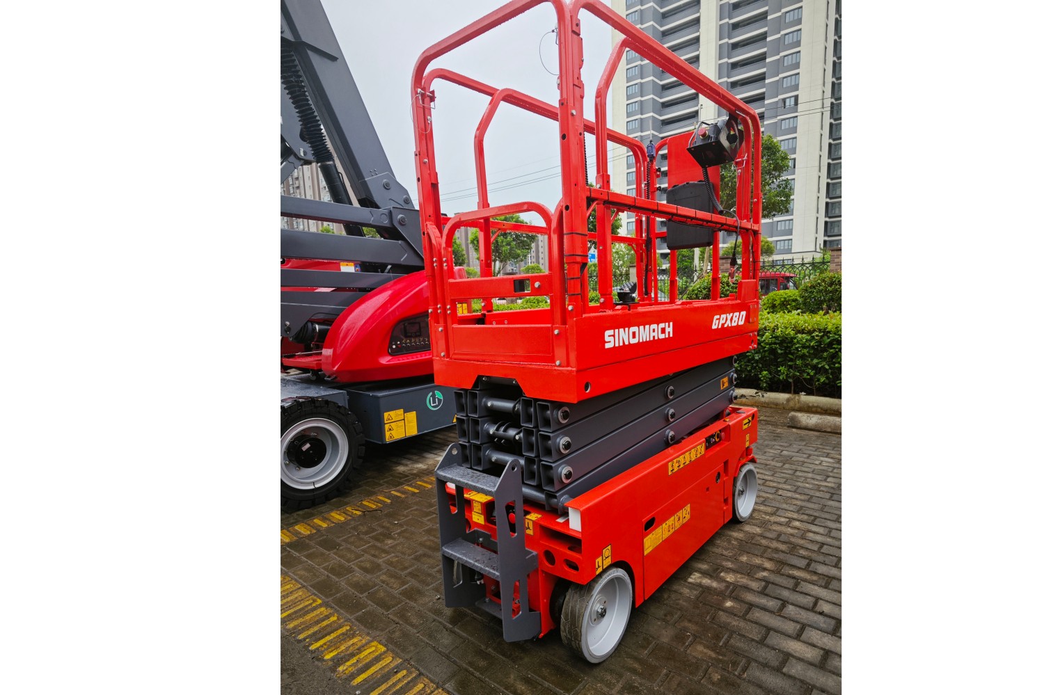 GKX80E Aerial Work Platform (4)